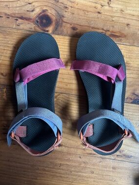 Teva Women's Multi-Color Strap Sandals in Pink and Gray